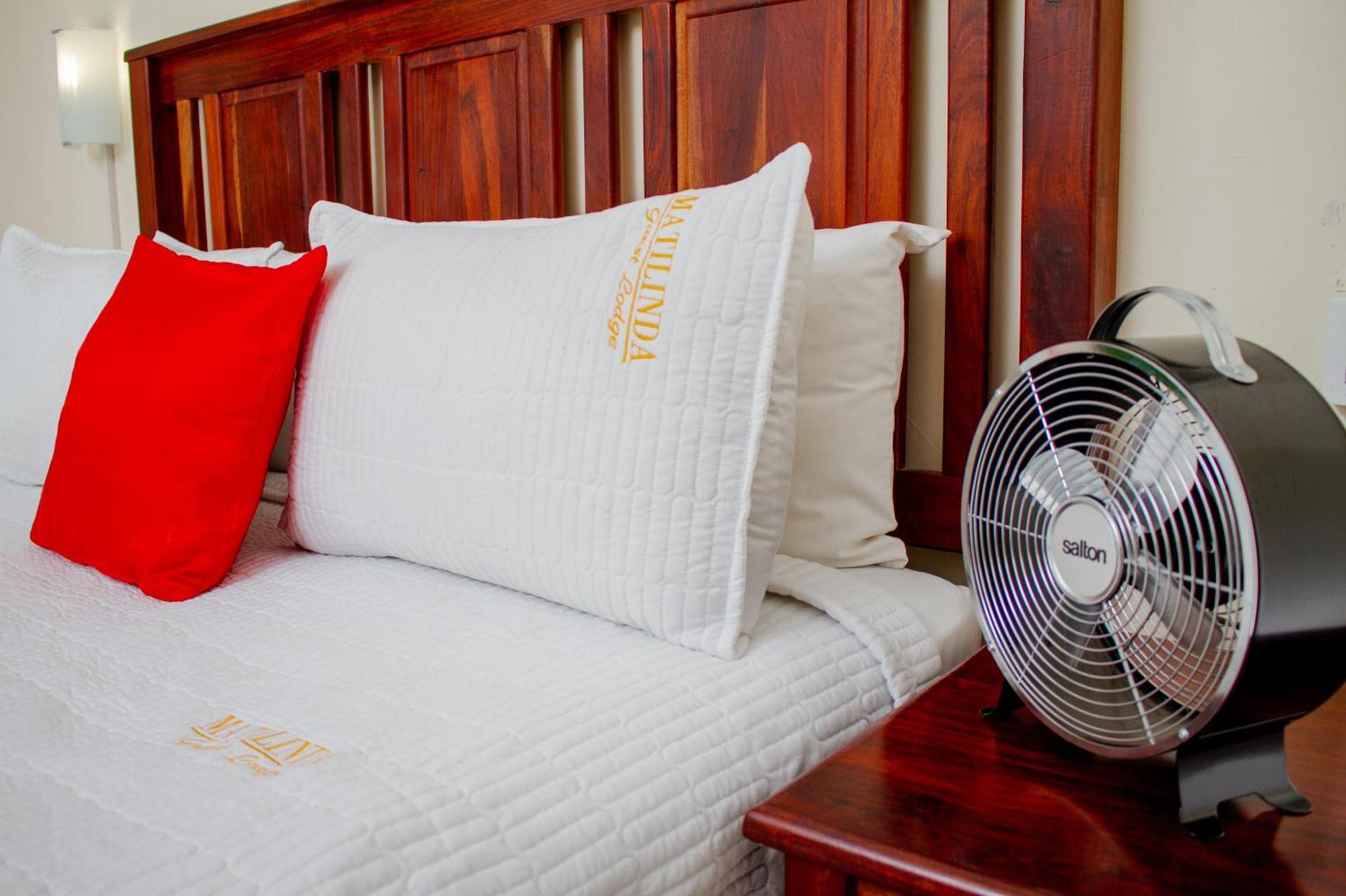 Matilinda Lodge ブラワヨ エクステリア 写真